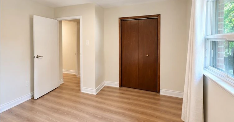 21 Clark Avenue, Markham, ON, L3T 1S4 - 16