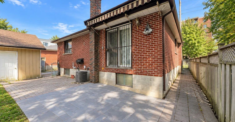 21 Clark Avenue, Markham, ON, L3T 1S4 - 6