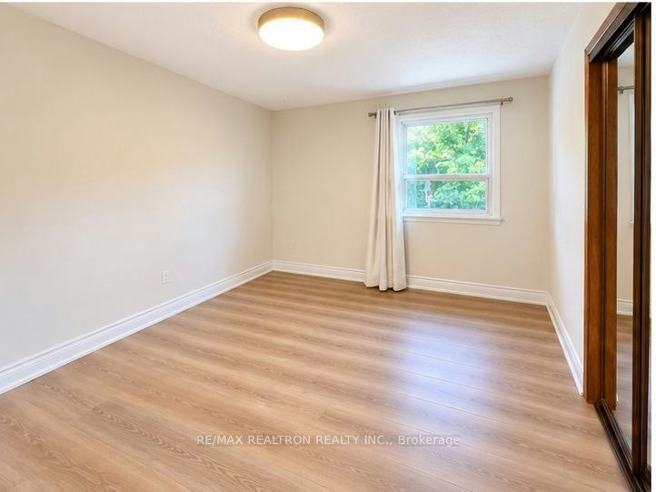 21 Clark Avenue, Markham, ON, L3T 1S4 - 14