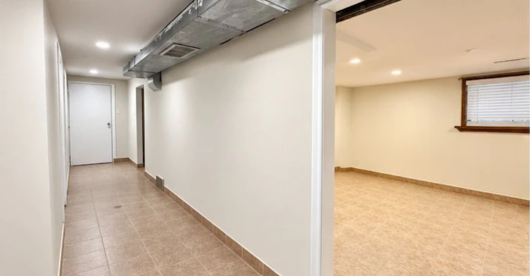 21 Clark Avenue, Markham, ON, L3T 1S4 - 21