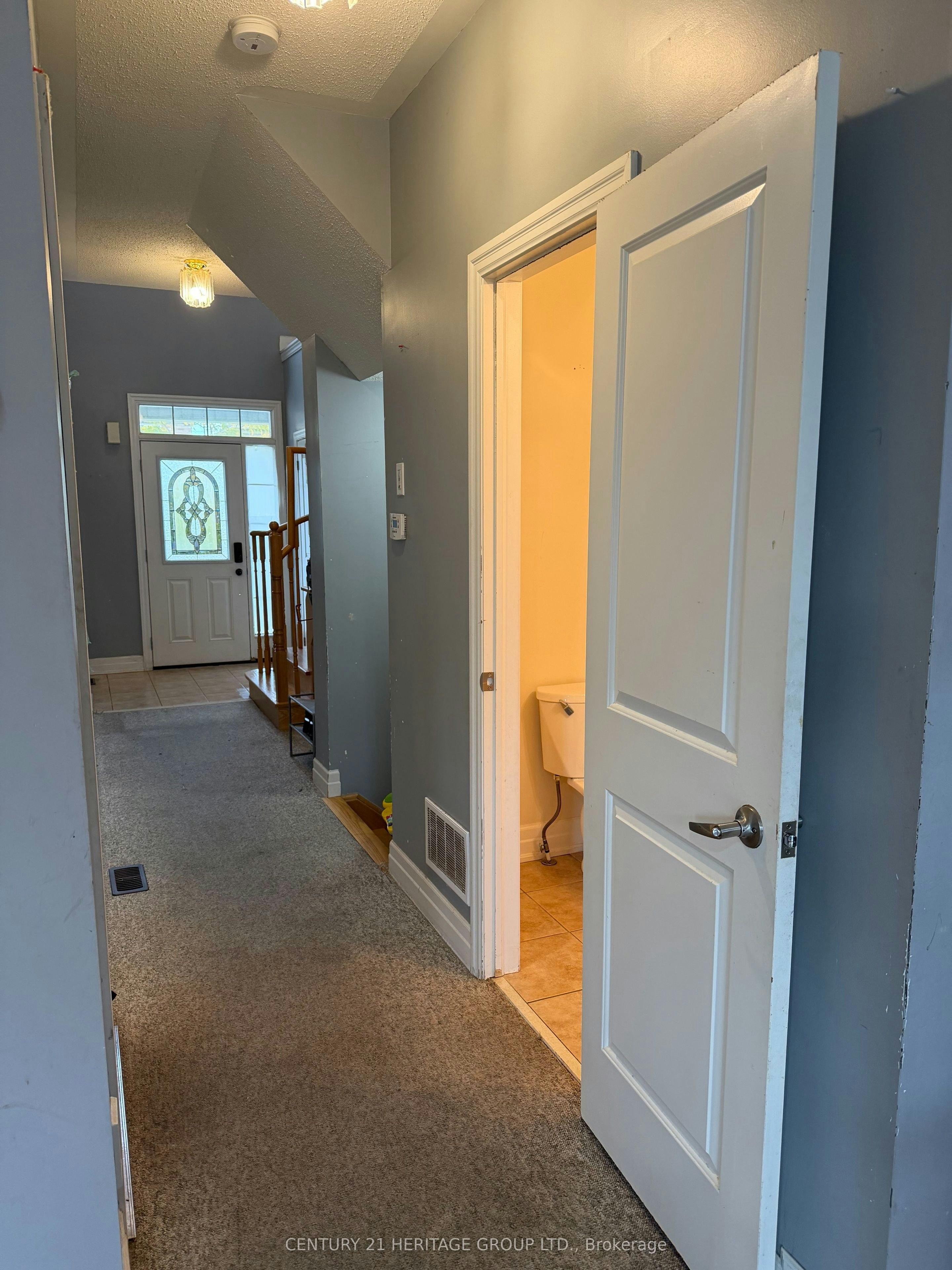 3 Grey Wing Avenue, Georgina, ON, L4P 0E8 - 4