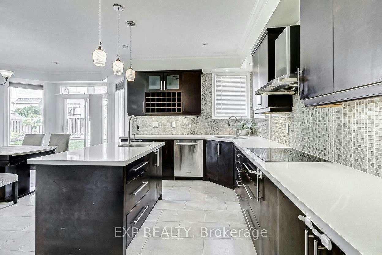 17 Country Ridge Drive, Markham, ON, L6E 1C4 - 3