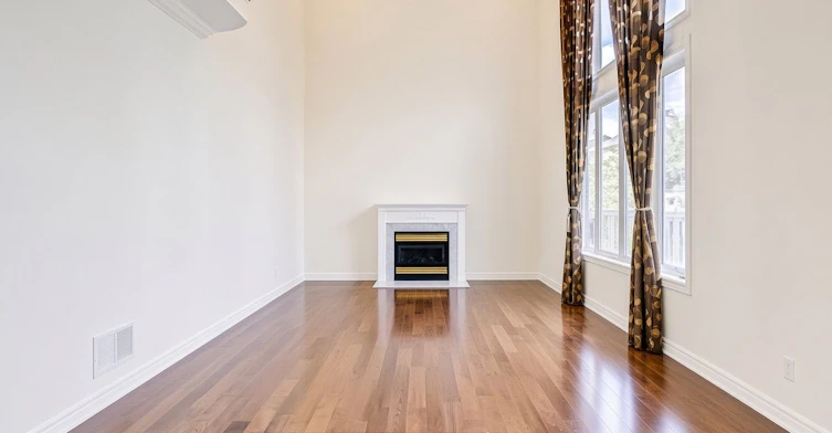 17 Country Ridge Drive, Markham, ON, L6E 1C4 - 2