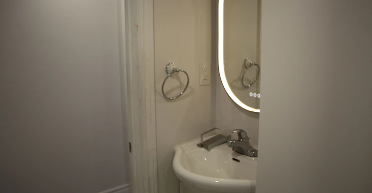 306 Salisbury Lane, Newmarket, ON, L3Y 8A5 - 9