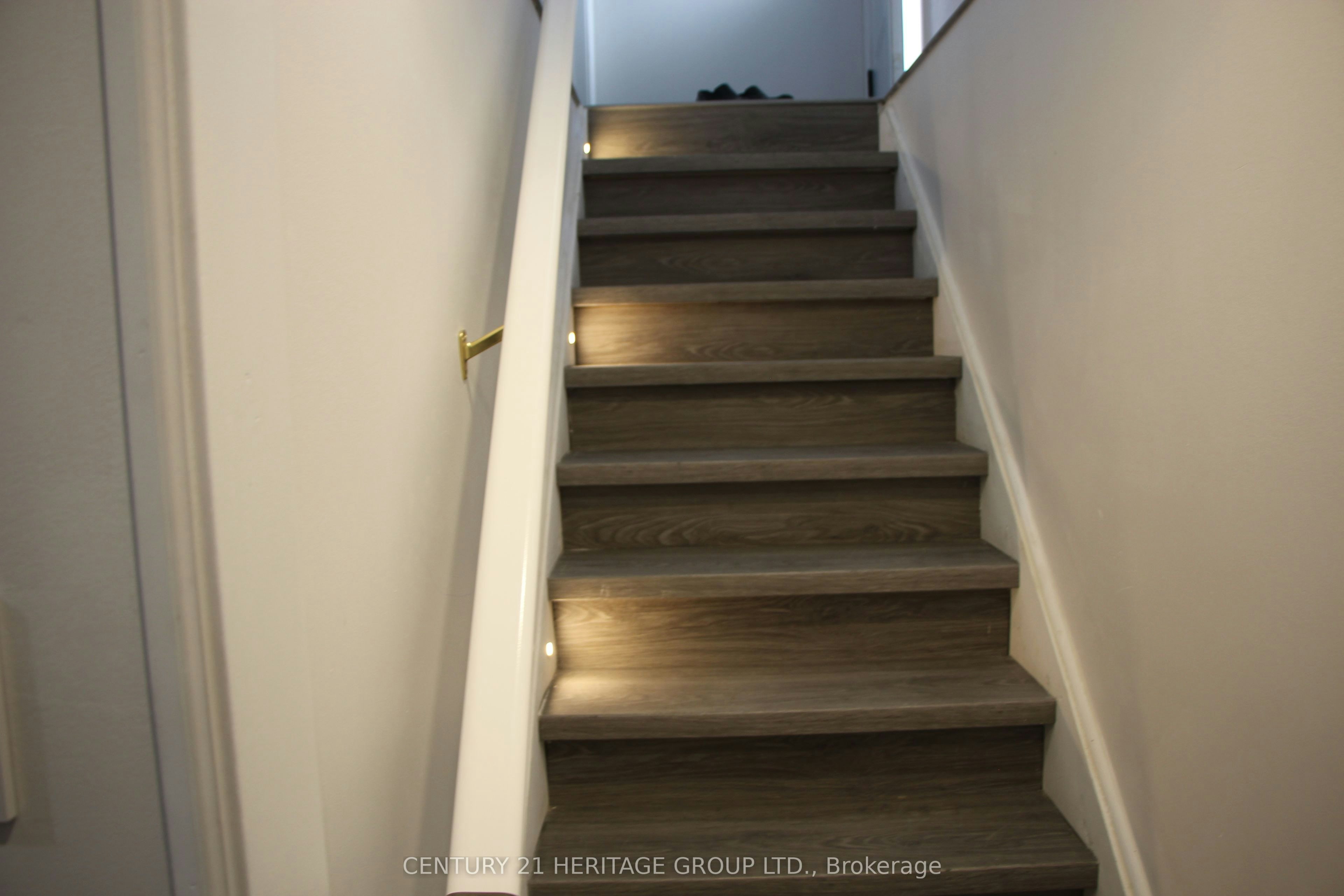 306 Salisbury Lane, Newmarket, ON, L3Y 8A5 - 12