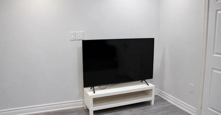306 Salisbury Lane, Newmarket, ON, L3Y 8A5 - 6