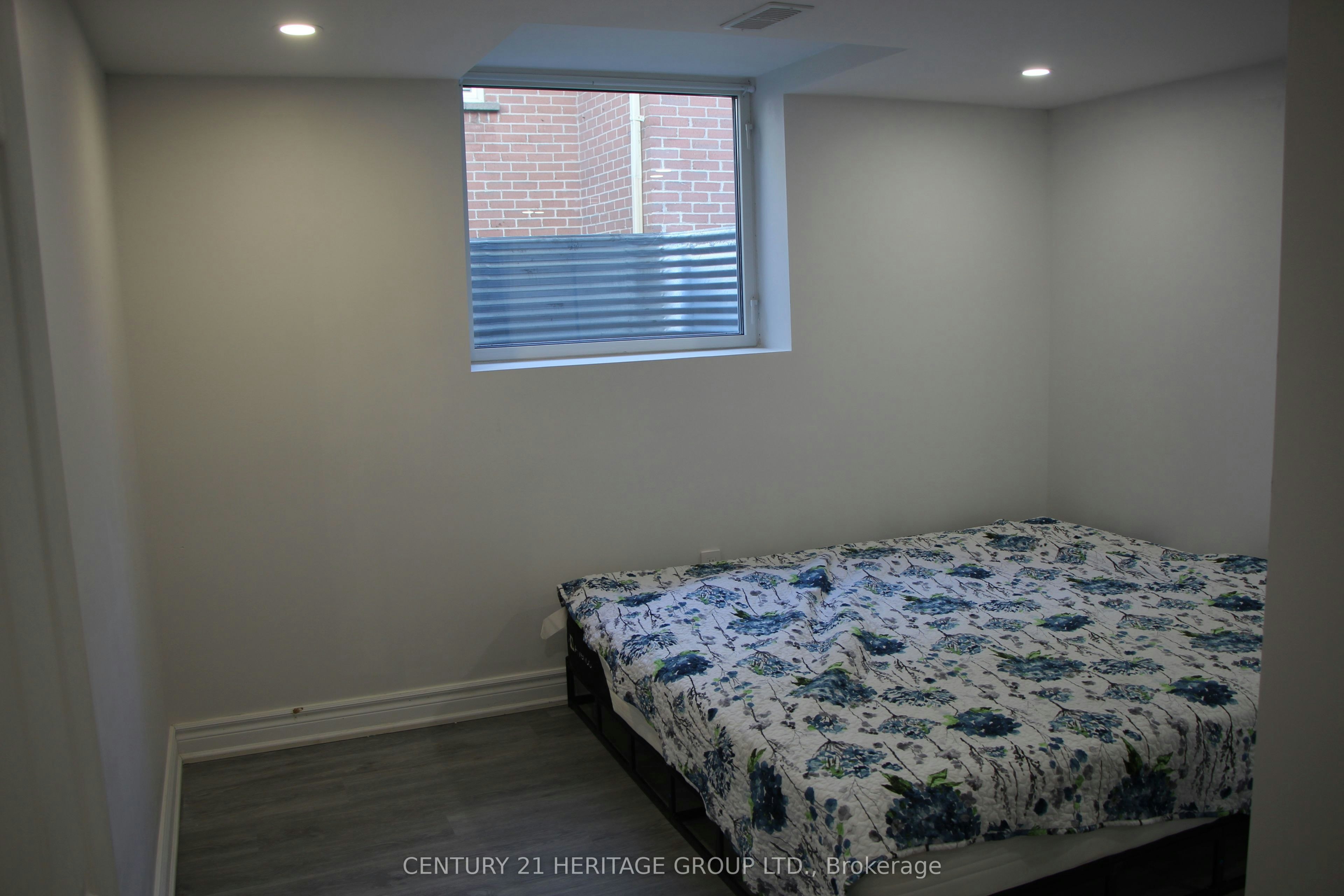 306 Salisbury Lane, Newmarket, ON, L3Y 8A5 - 7