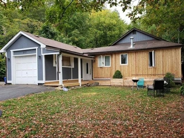 257 Parkwood Avenue, Georgina, ON, L4P 2X2