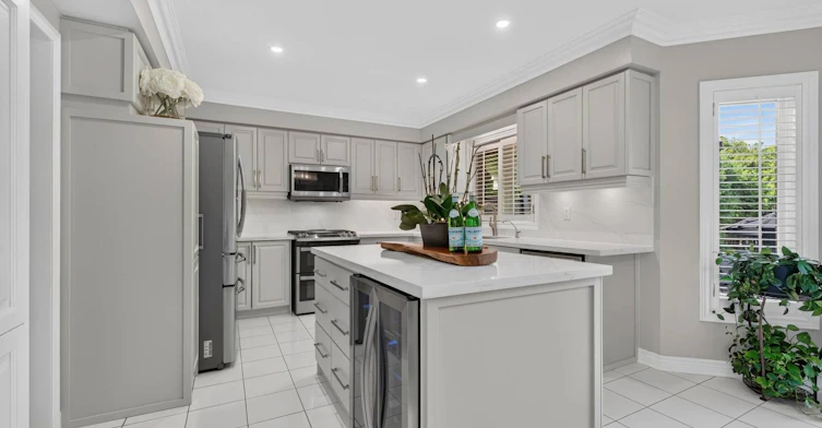 786 Exceller Circle, Newmarket, ON, L3X 1P5 - 17