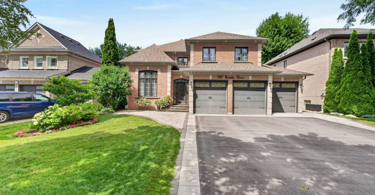 786 Exceller Circle, Newmarket, ON, L3X 1P5 - 2