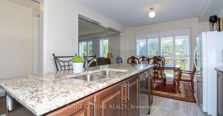 1474 Simpkin Court, Innisfil, ON, L0L 1W0 - 8