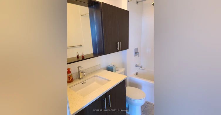 2901-3600 Highway 7 Road, Vaughan, ON, L4L 0G7 - 12