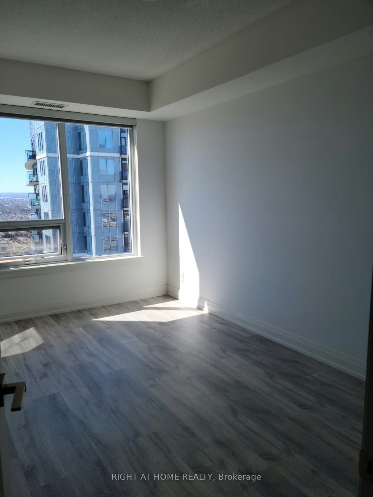2901-3600 Highway 7 Road, Vaughan, ON, L4L 0G7 - 10