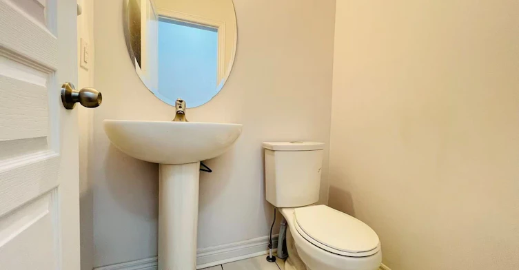 19 Homer Crescent, Aurora, ON, L4G 1B7 - 6