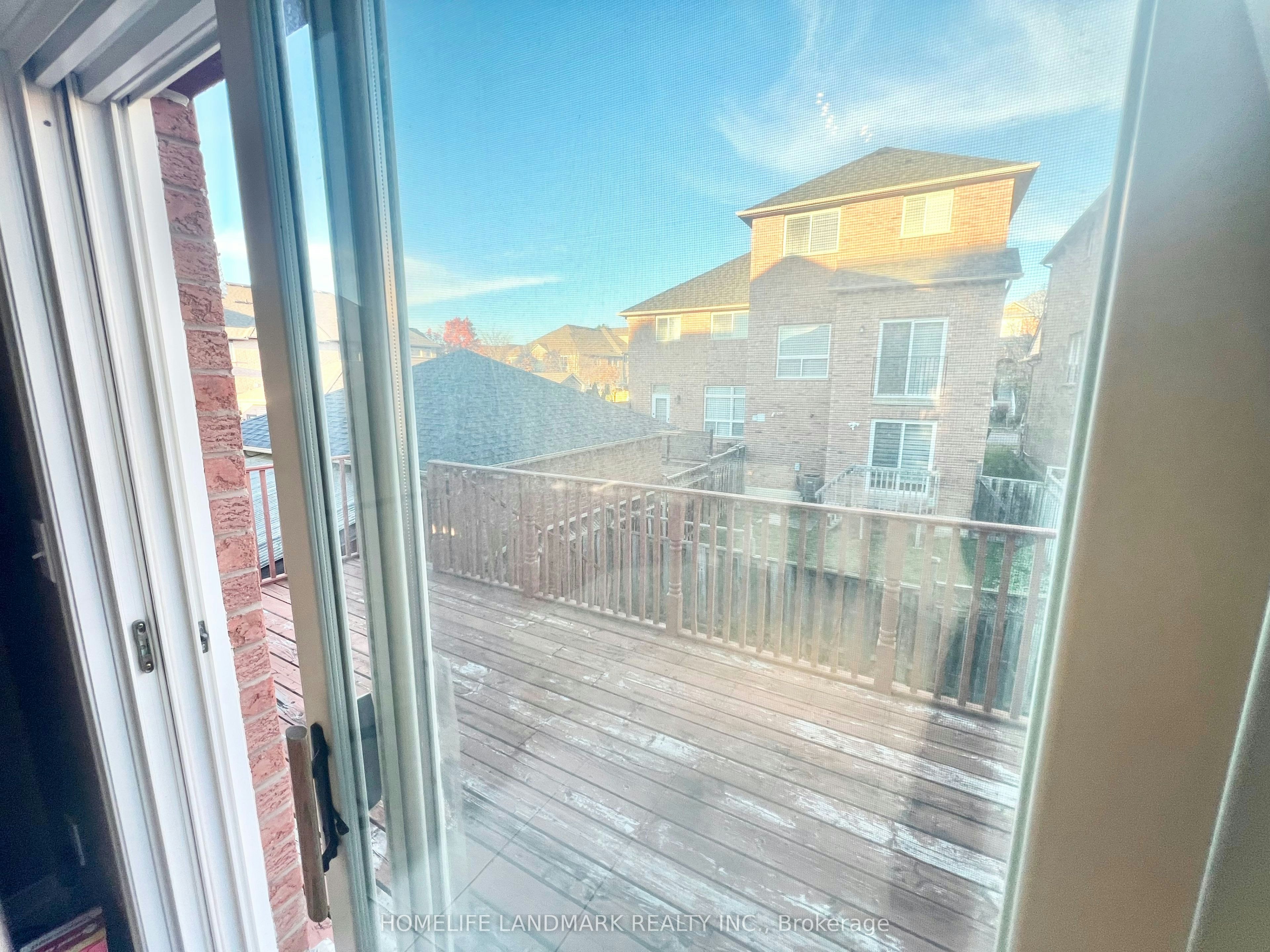 19 Fairlawn Avenue, Markham, ON, L6C 2E7 - 13