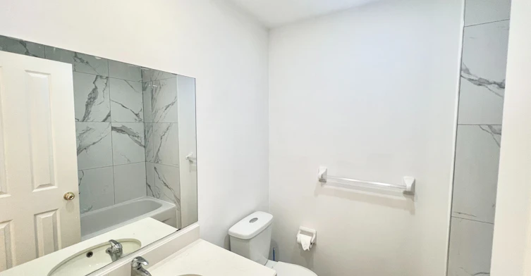 19 Fairlawn Avenue, Markham, ON, L6C 2E7 - 22