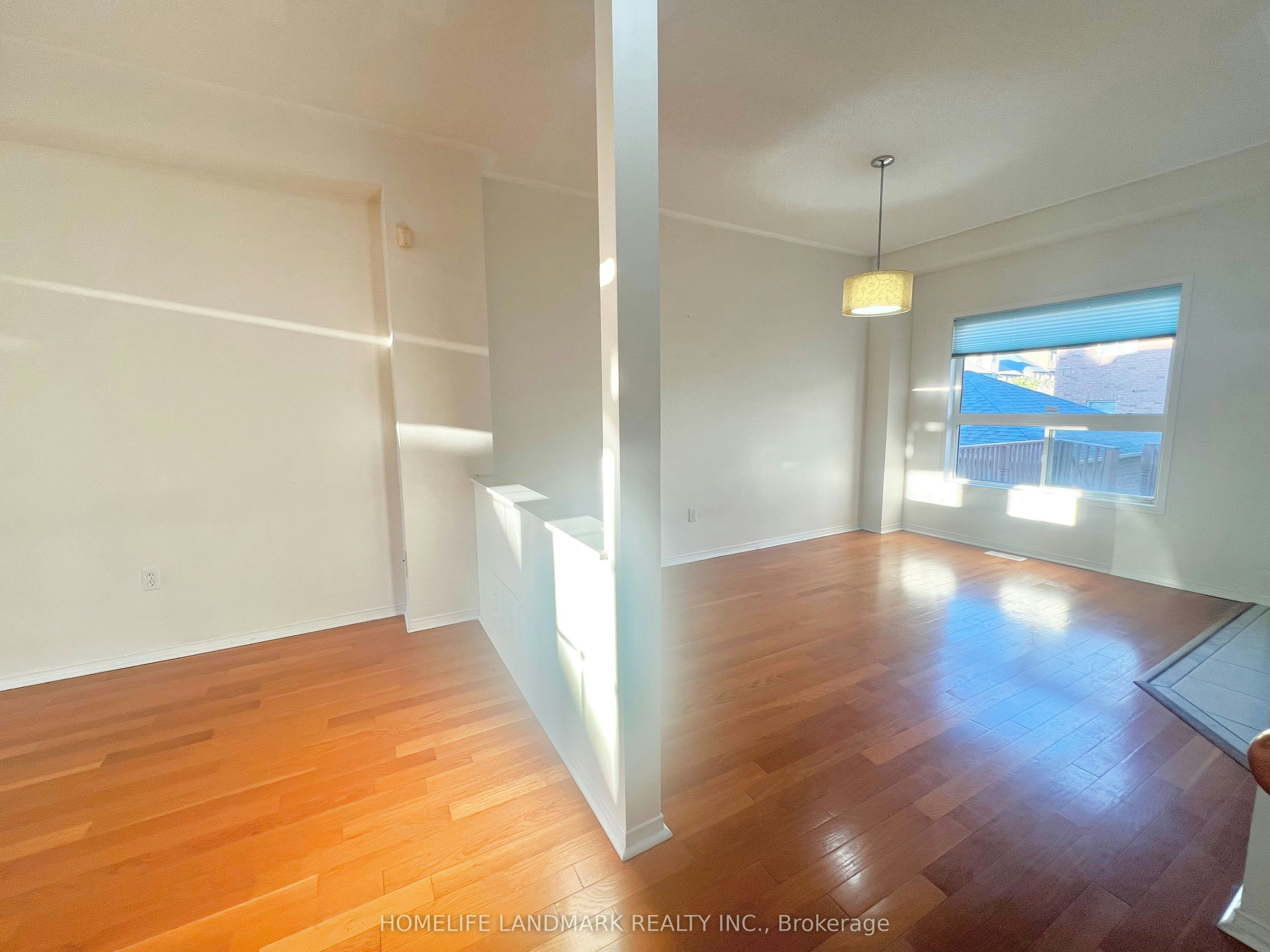 19 Fairlawn Avenue, Markham, ON, L6C 2E7 - 8