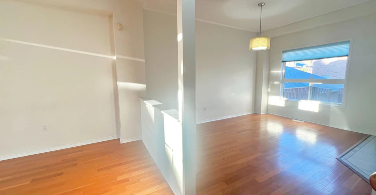 19 Fairlawn Avenue, Markham, ON, L6C 2E7 - 8
