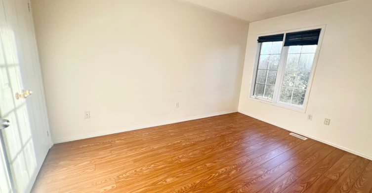 19 Fairlawn Avenue, Markham, ON, L6C 2E7 - 27