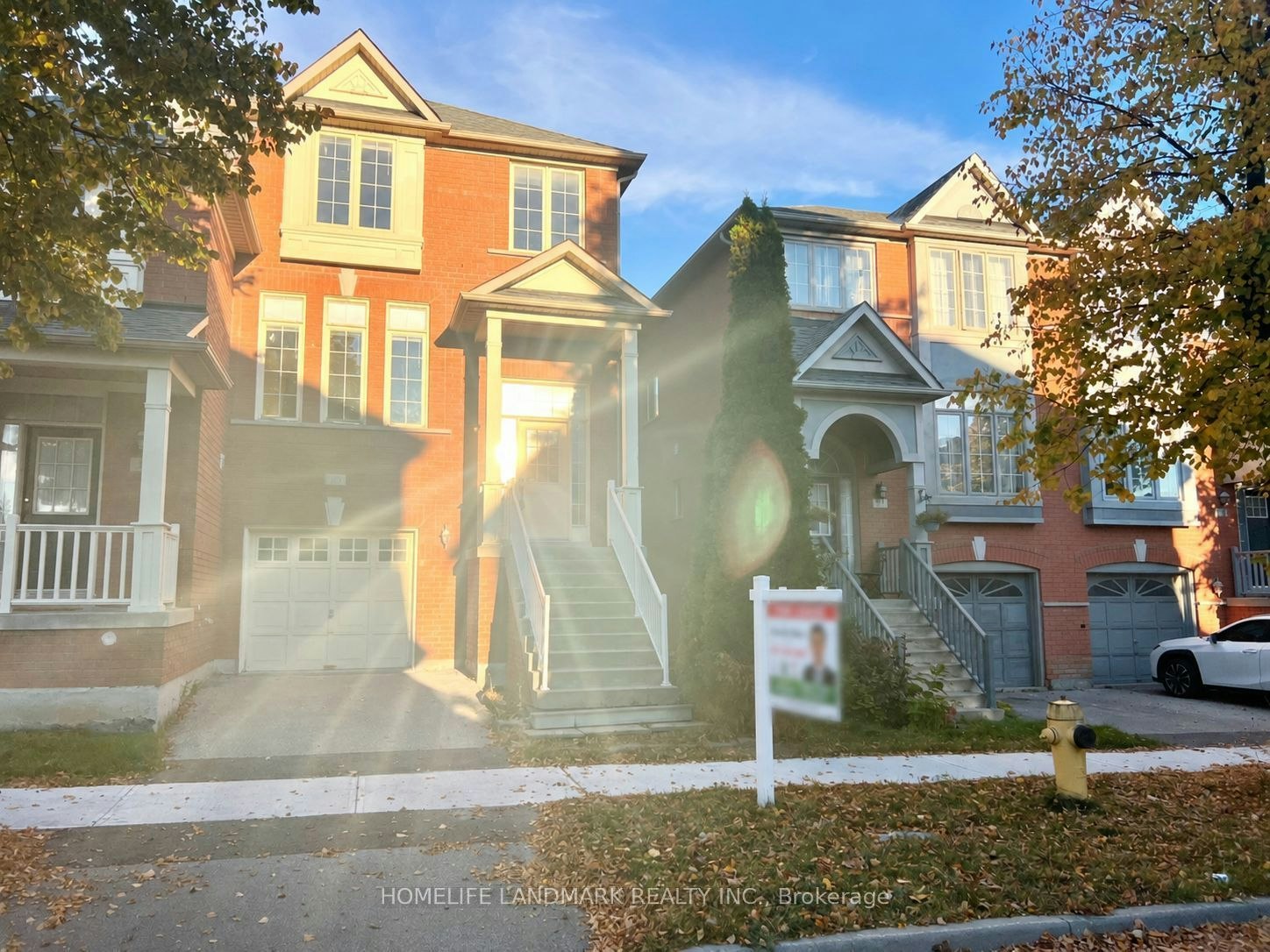 19 Fairlawn Avenue, Markham, ON, L6C 2E7
