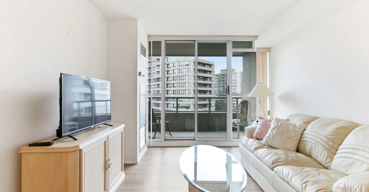 814-11 Townsgate Drive, Vaughan, ON, L4J 8G4 - 10