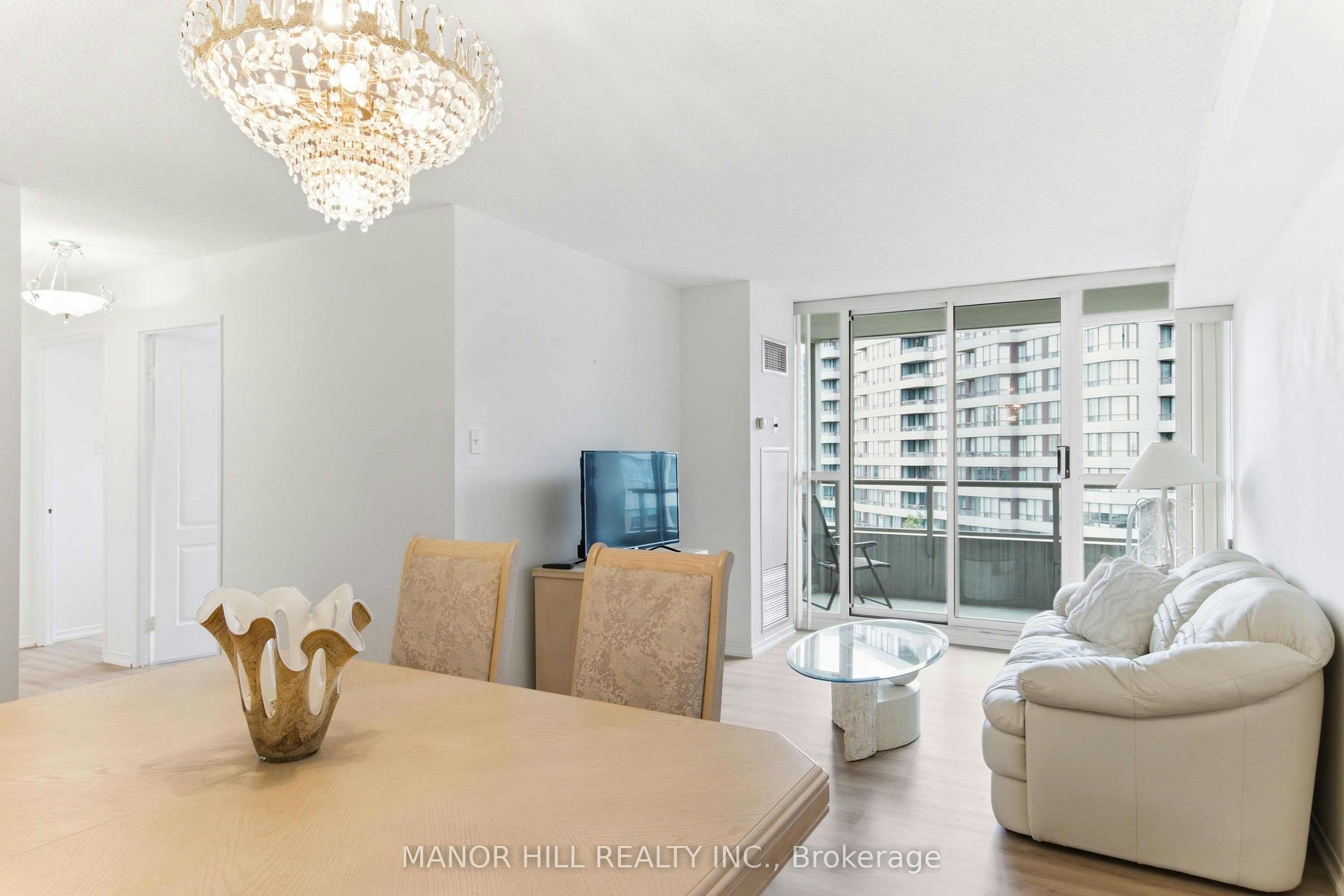 814-11 Townsgate Drive, Vaughan, ON, L4J 8G4 - 18