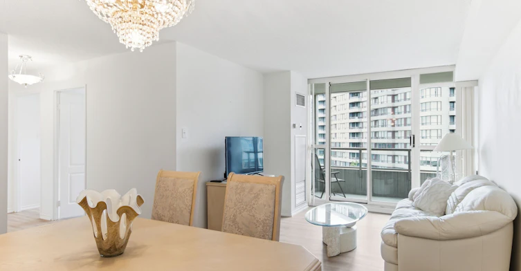 814-11 Townsgate Drive, Vaughan, ON, L4J 8G4 - 18