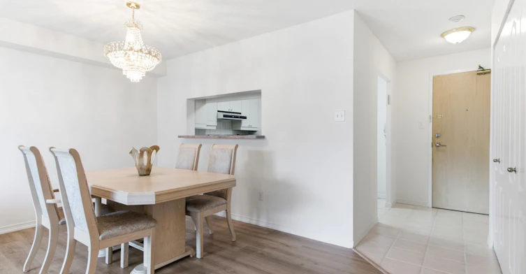 814-11 Townsgate Drive, Vaughan, ON, L4J 8G4 - 14