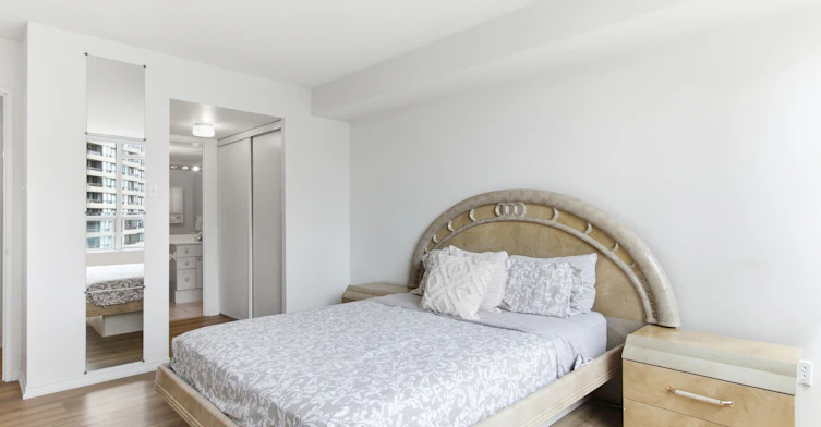 814-11 Townsgate Drive, Vaughan, ON, L4J 8G4 - 27