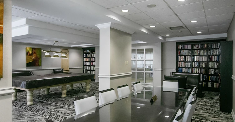 814-11 Townsgate Drive, Vaughan, ON, L4J 8G4 - 42
