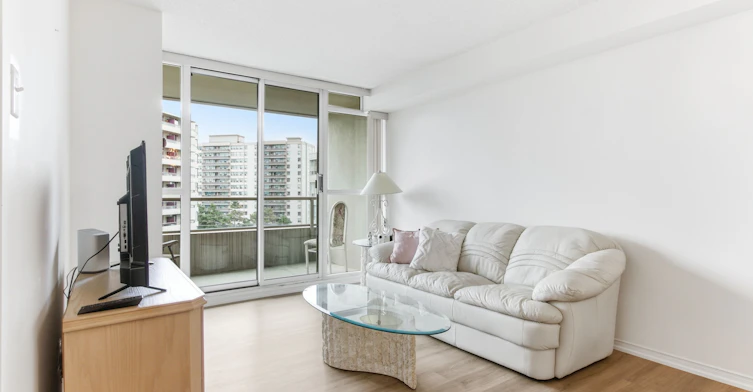 814-11 Townsgate Drive, Vaughan, ON, L4J 8G4 - 8