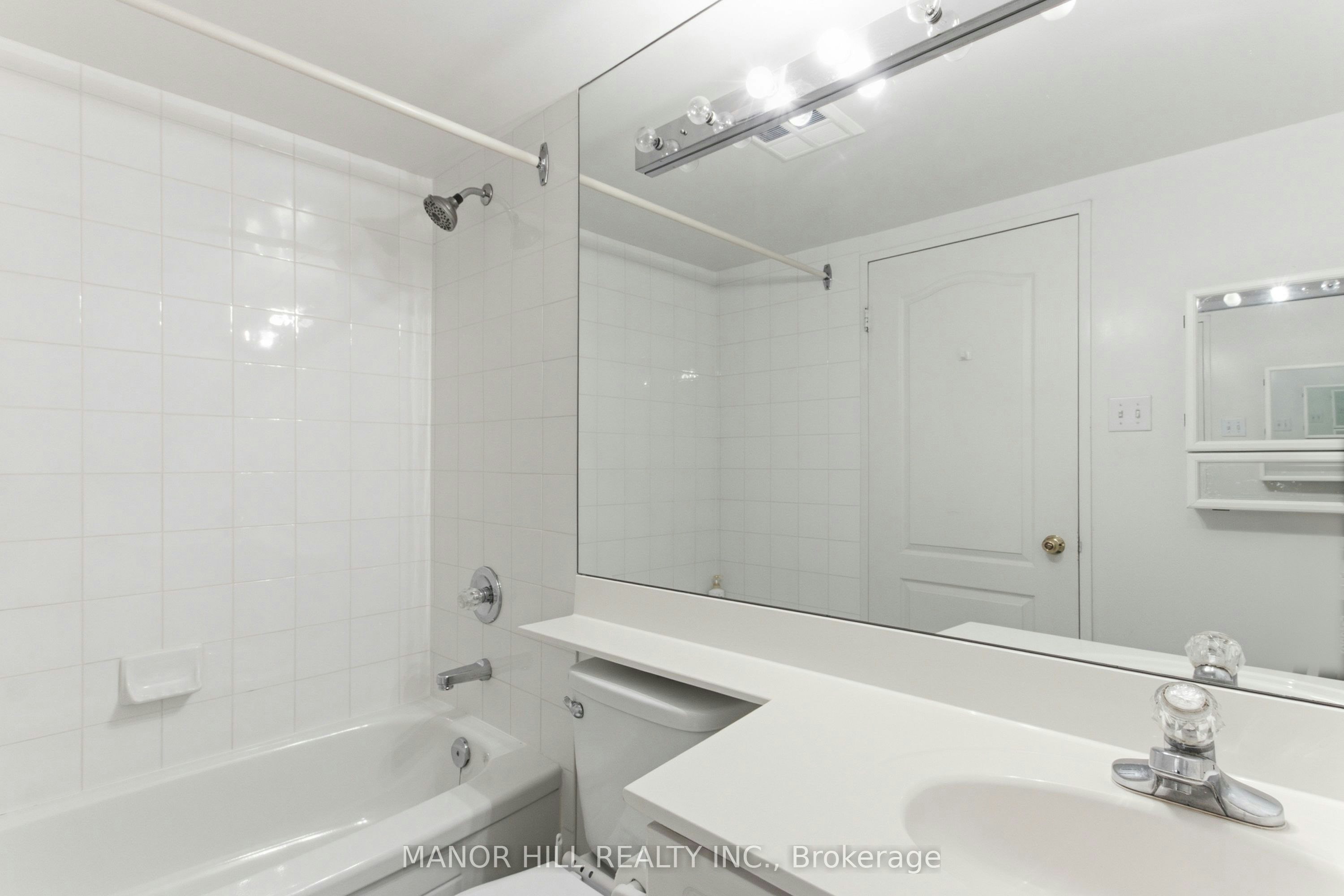 814-11 Townsgate Drive, Vaughan, ON, L4J 8G4 - 29