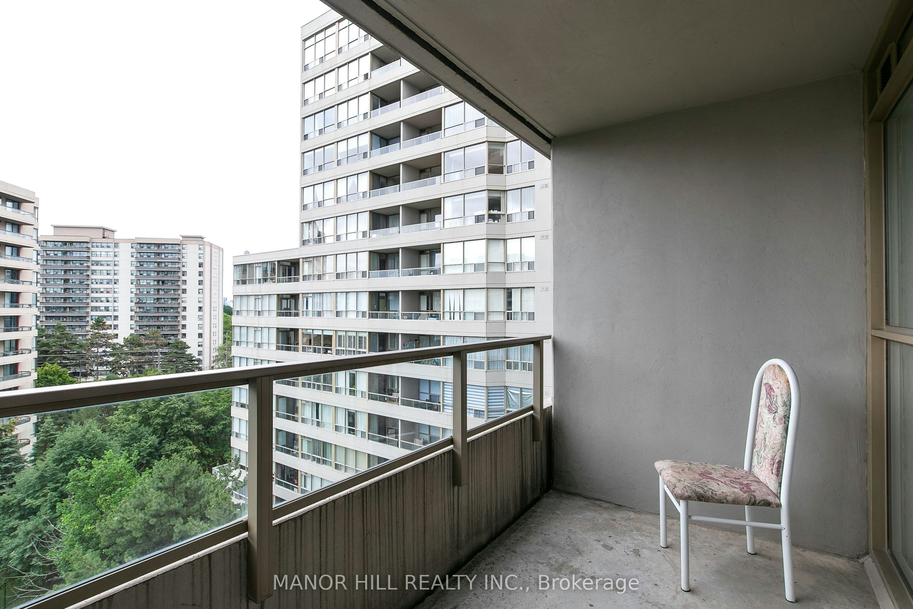 814-11 Townsgate Drive, Vaughan, ON, L4J 8G4 - 35