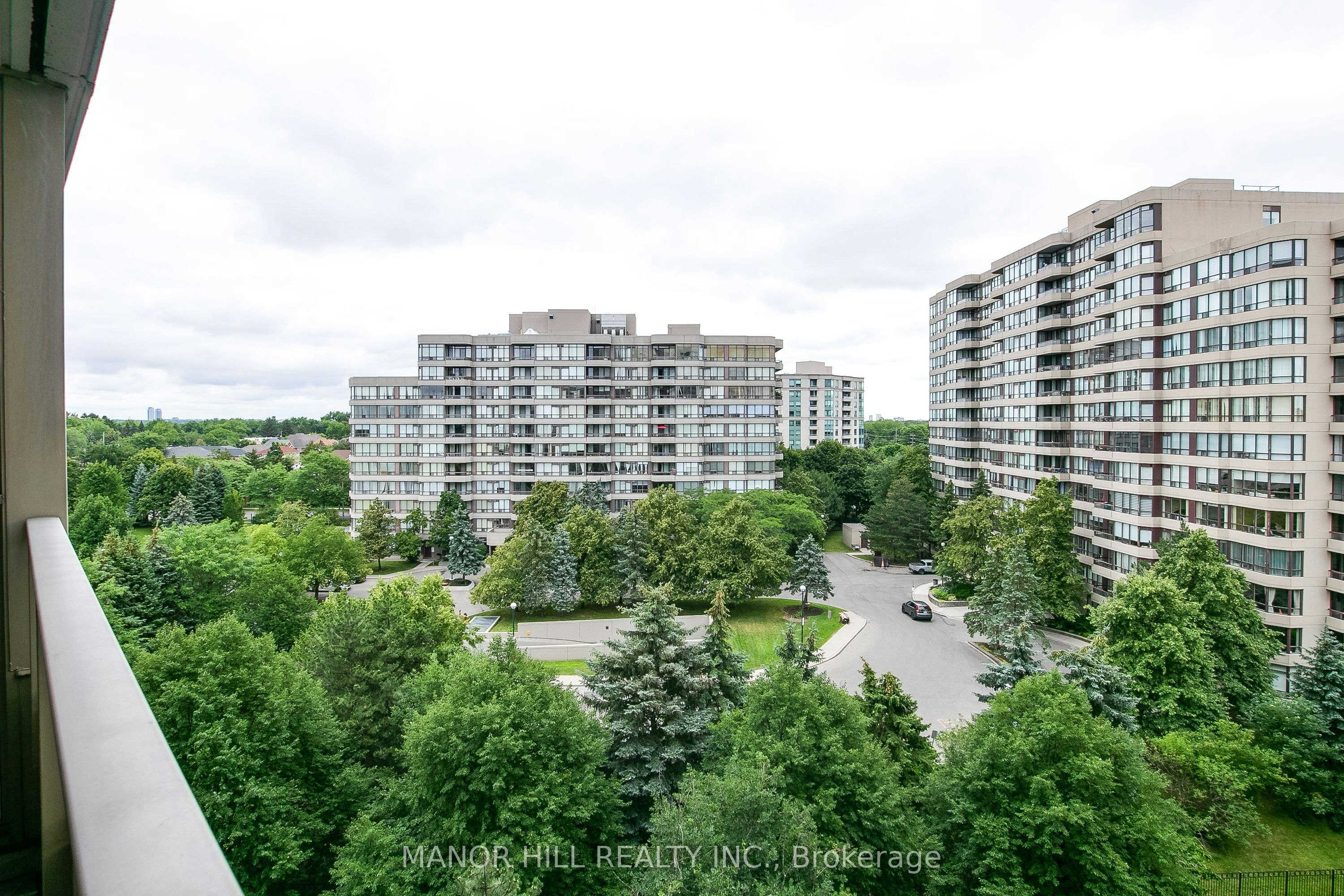 814-11 Townsgate Drive, Vaughan, ON, L4J 8G4 - 36