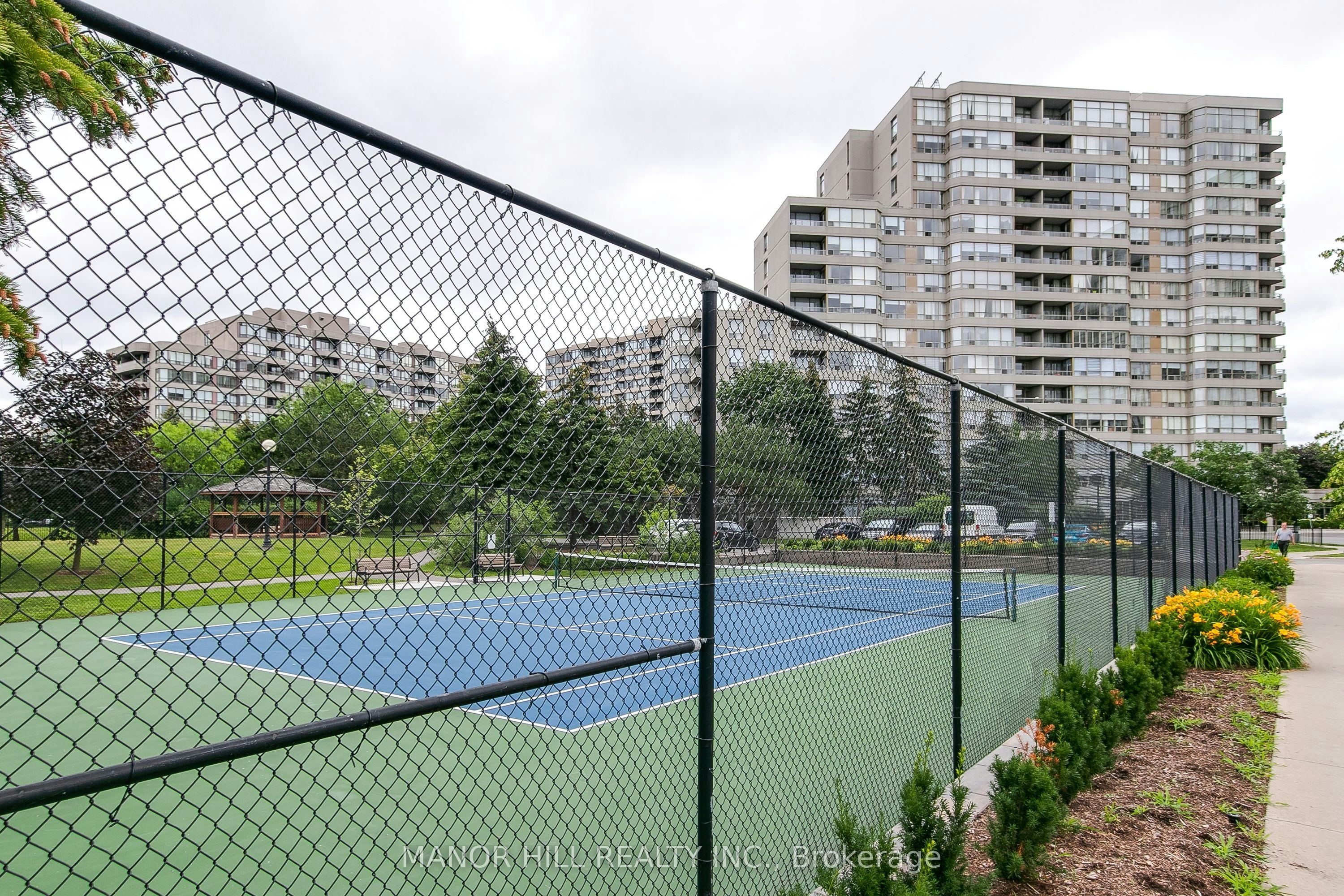 814-11 Townsgate Drive, Vaughan, ON, L4J 8G4 - 38