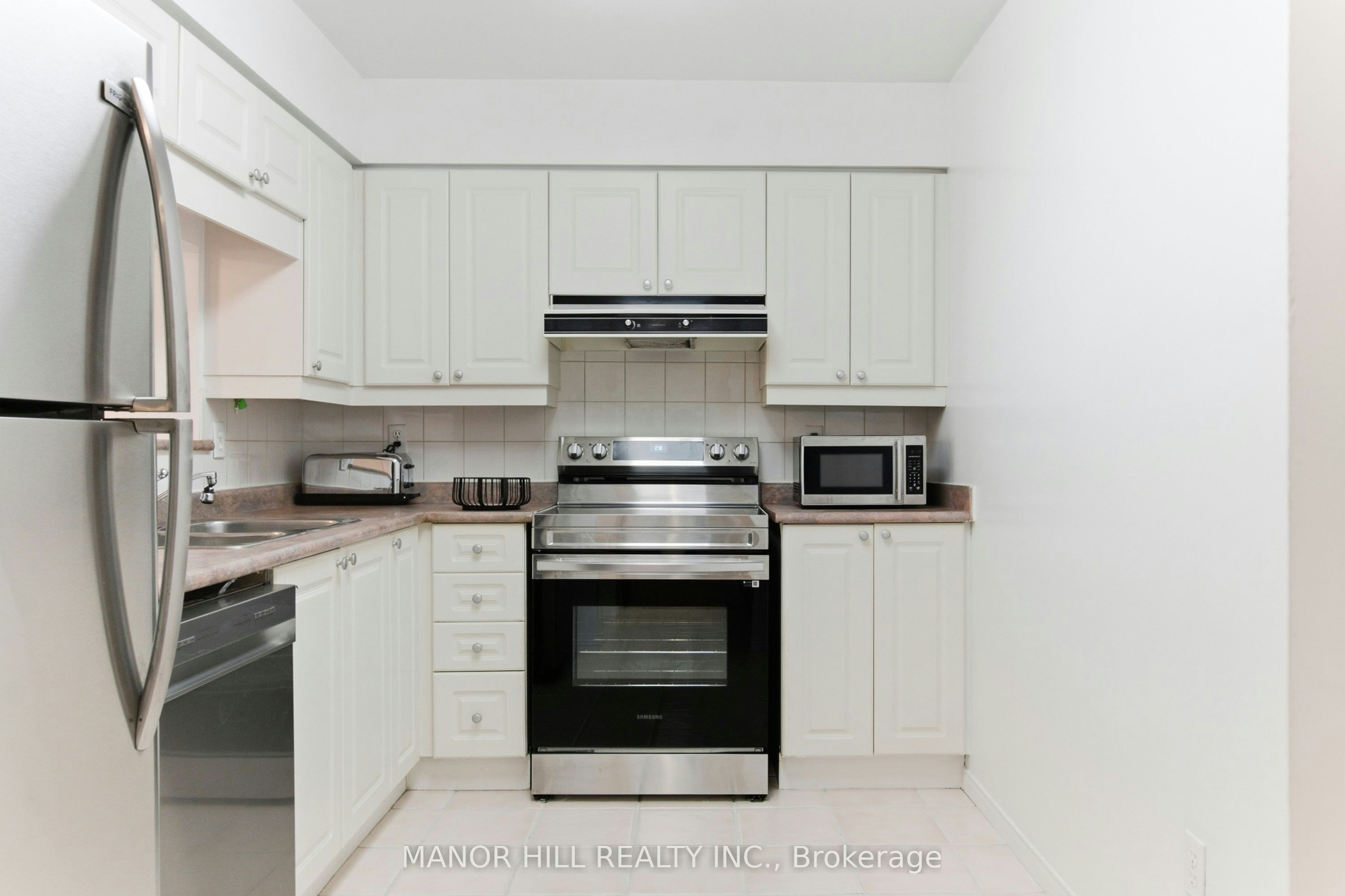 814-11 Townsgate Drive, Vaughan, ON, L4J 8G4 - 19