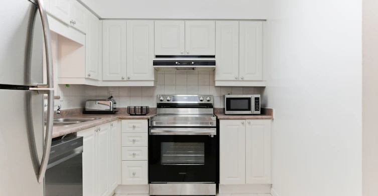 814-11 Townsgate Drive, Vaughan, ON, L4J 8G4 - 19