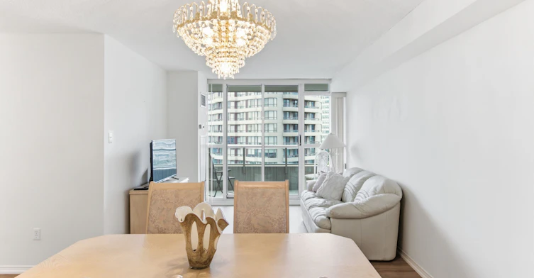 814-11 Townsgate Drive, Vaughan, ON, L4J 8G4 - 17