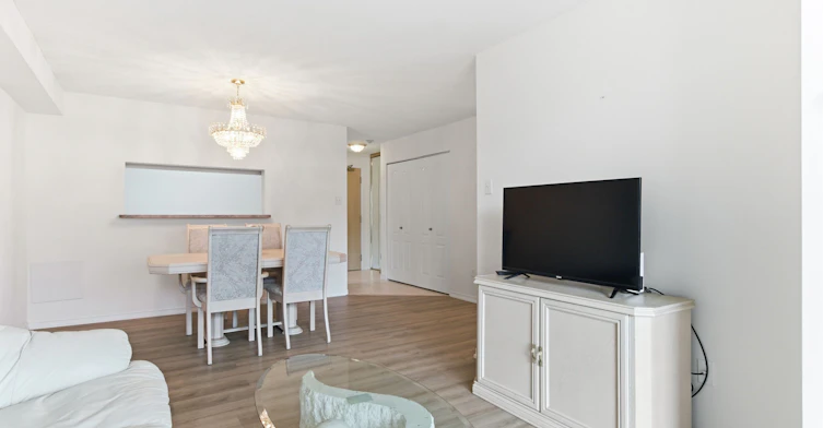 814-11 Townsgate Drive, Vaughan, ON, L4J 8G4 - 12