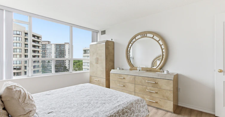 814-11 Townsgate Drive, Vaughan, ON, L4J 8G4 - 25