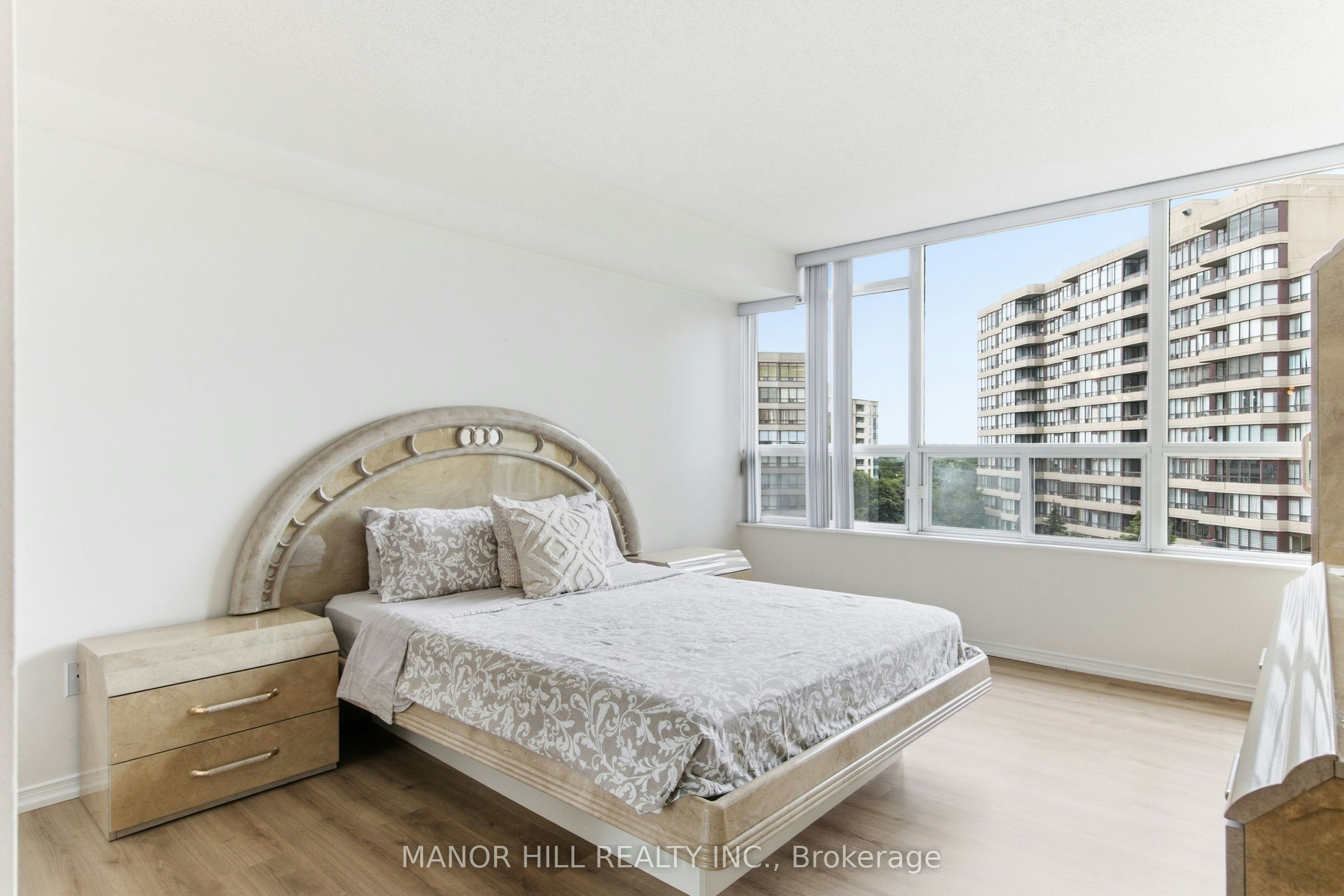 814-11 Townsgate Drive, Vaughan, ON, L4J 8G4 - 23