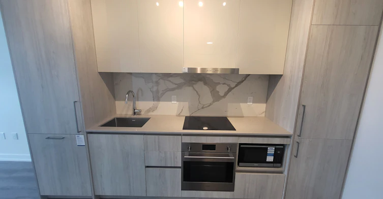 3310-225 Commerce St Street, Vaughan, ON, L4K 0P9 - 3