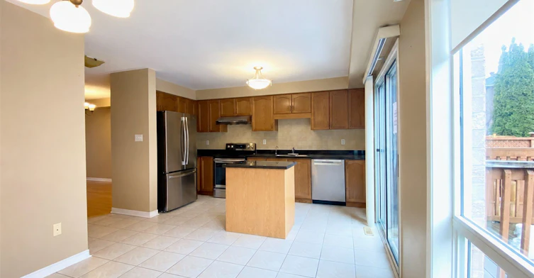 28 Silver Linden Drive, Richmond Hill, ON, L4B 3S8 - 4