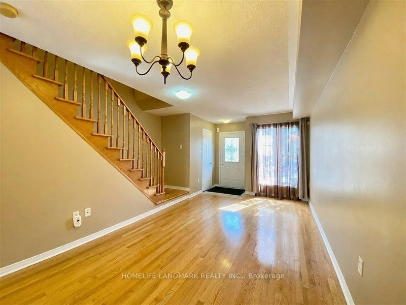 28 Silver Linden Drive, Richmond Hill, ON, L4B 3S8 - 3