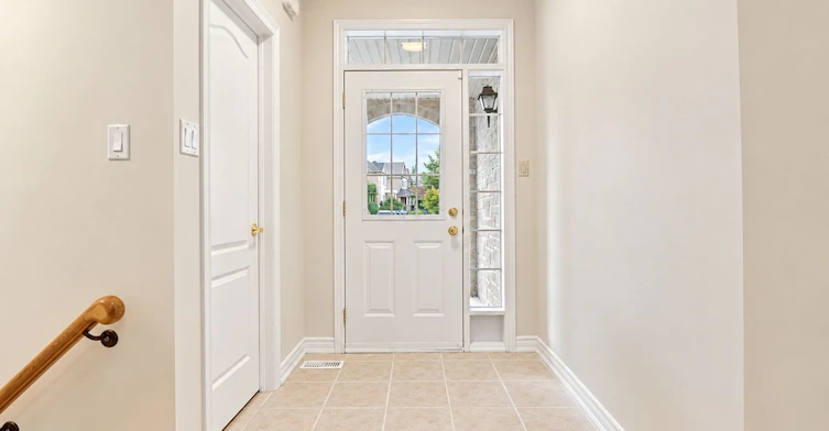 47 Loire Valley Avenue, Vaughan, ON, L4J 8R8 - 4