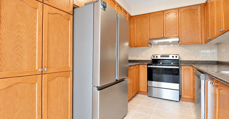 47 Loire Valley Avenue, Vaughan, ON, L4J 8R8 - 9