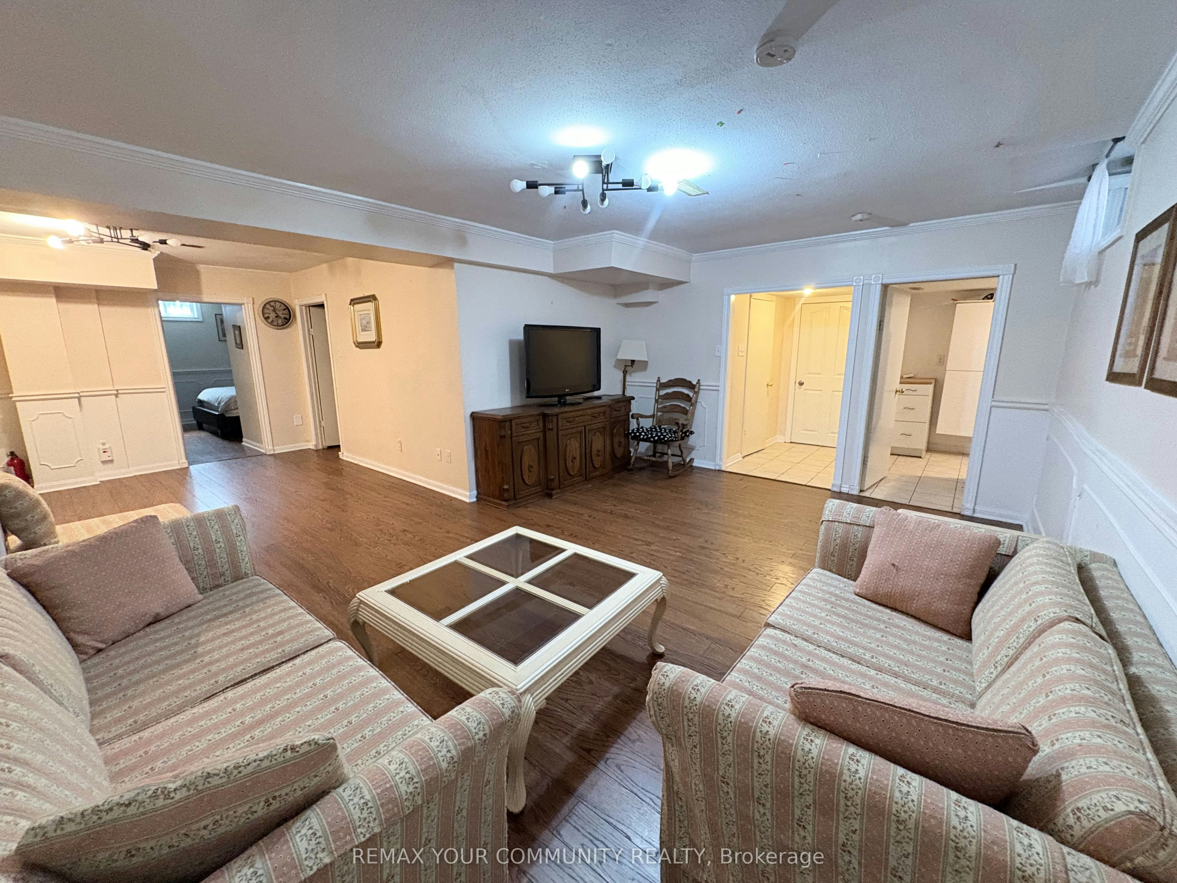 Basement-58 King's Cross Avenue, Richmond Hill, ON, L4B 2S8 2