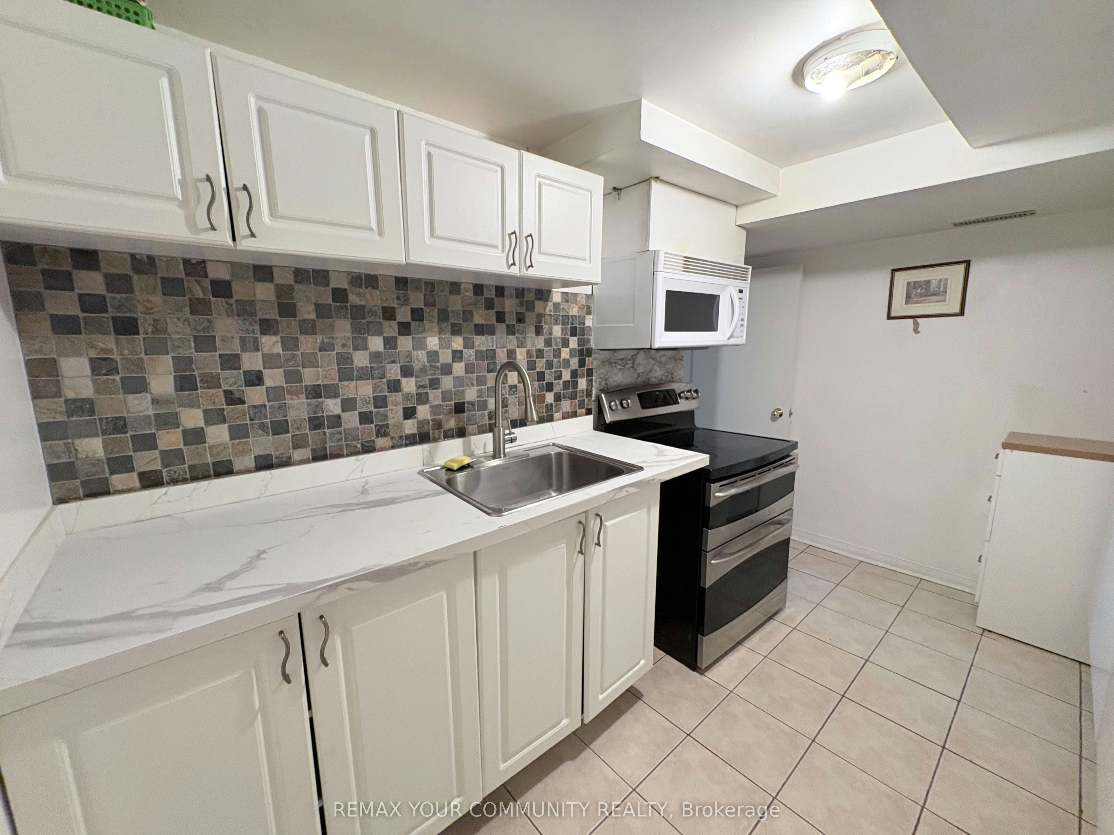 Basement-58 King's Cross Avenue, Richmond Hill, ON, L4B 2S8 3