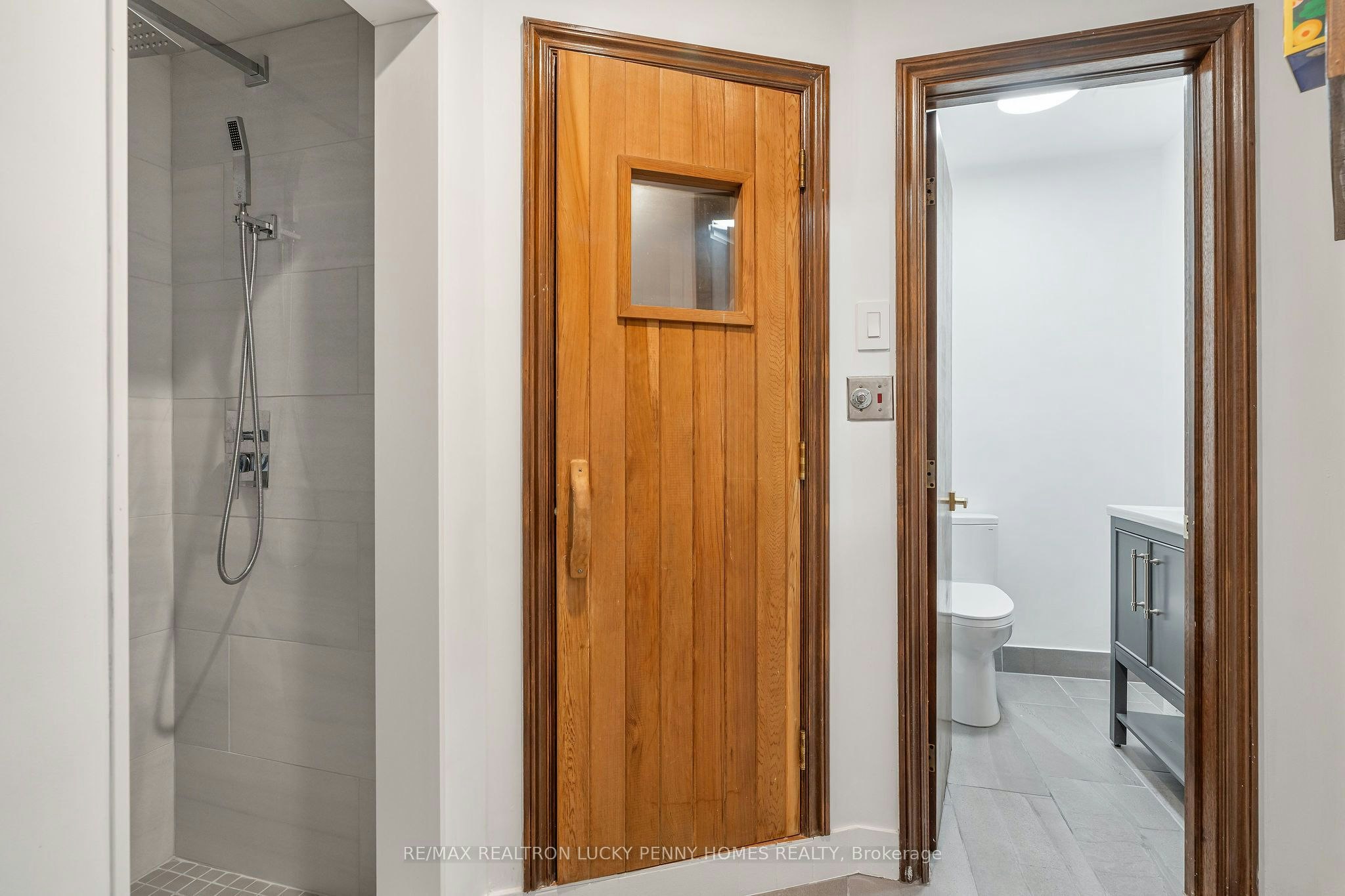 35 Cachet Parkway, Markham, ON, L6C 1C5 - 44