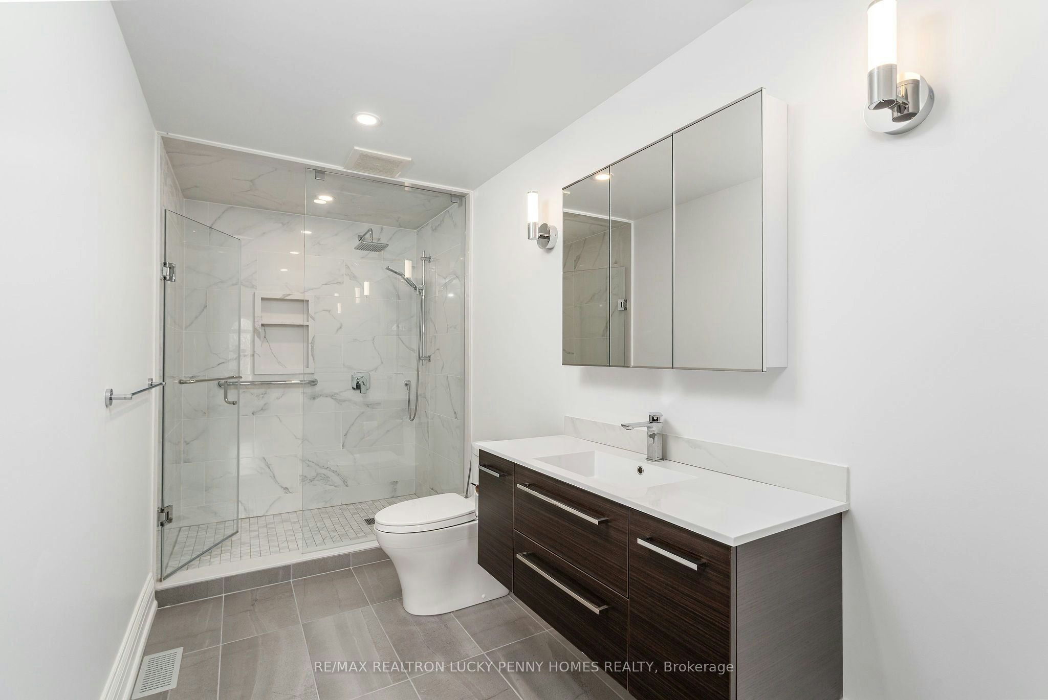 35 Cachet Parkway, Markham, ON, L6C 1C5 - 34